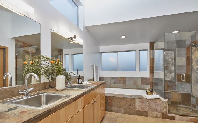 LA Bathroom Photographs 31