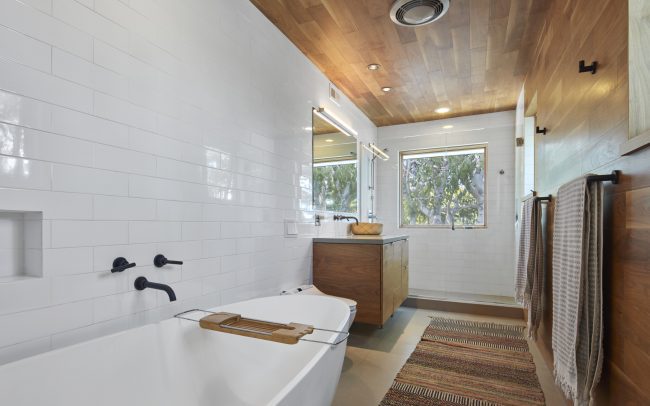 LA Bathroom Photographs 49