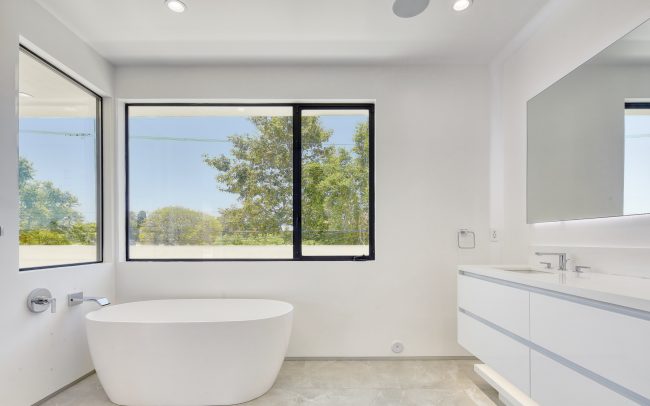 LA Bathroom Photographs 8