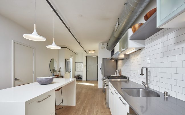 LA Designer Kitchen Photos 14