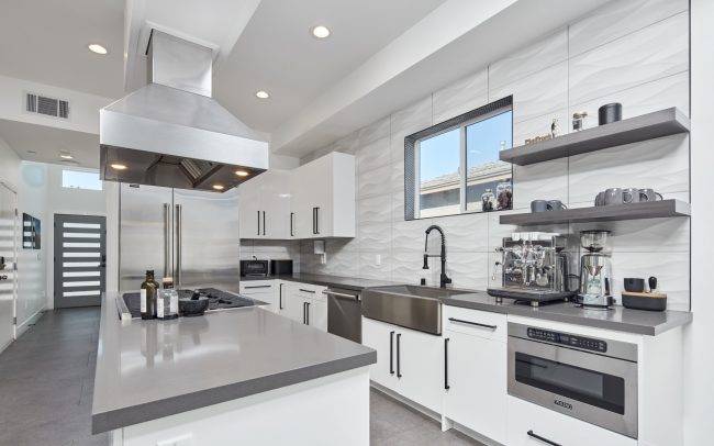 LA Designer Kitchen Photos 18