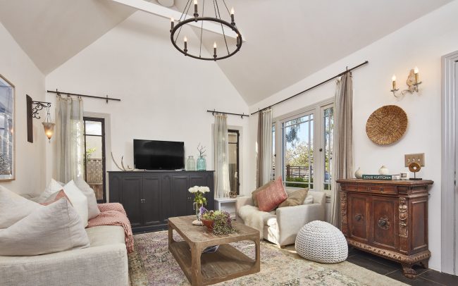 Living Room Photos Venice Beach CA 21