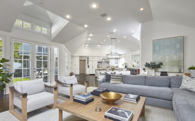 Living Room Photos Venice Beach CA 9